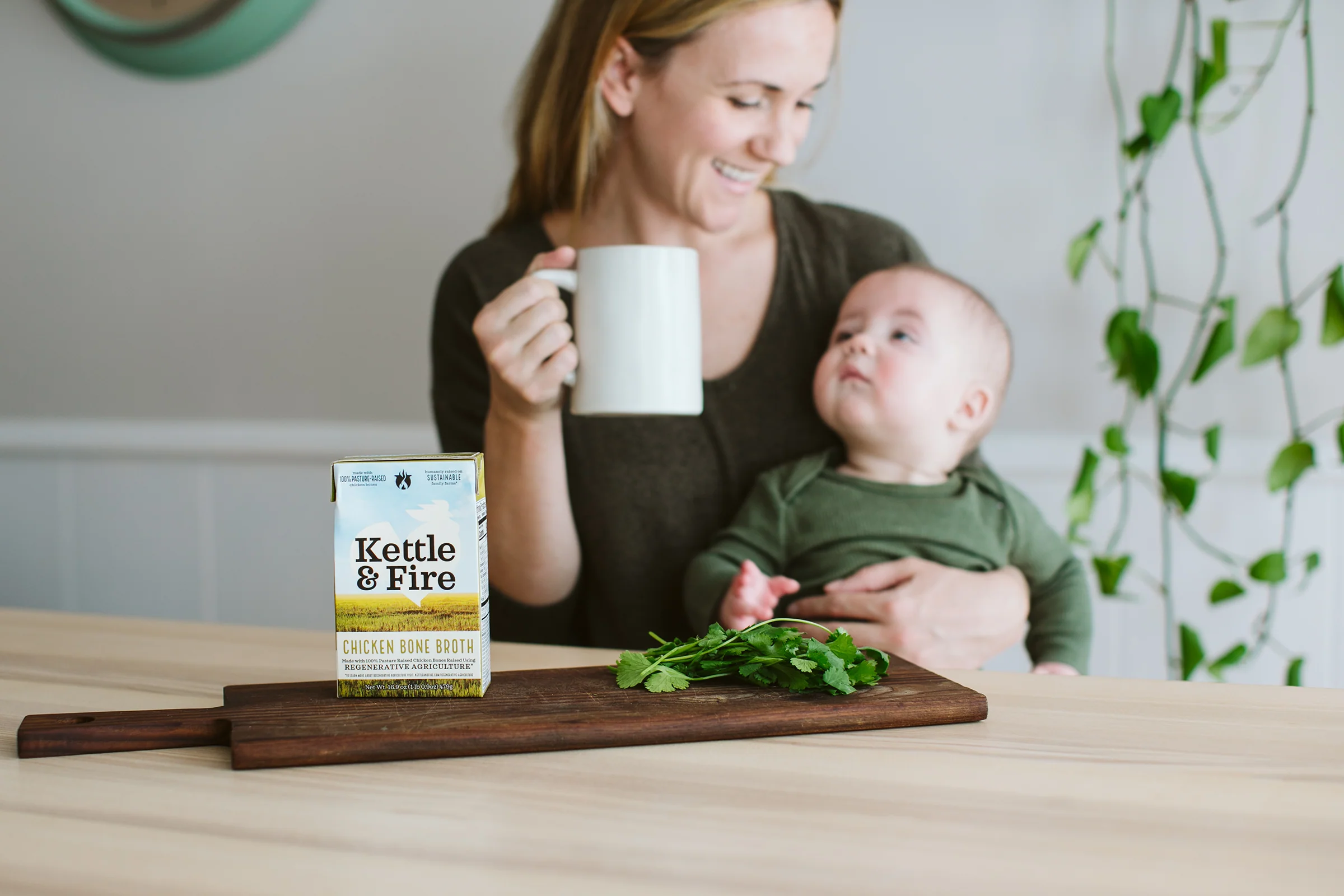 Regenerative Chicken Bone Broth - 16.9 oz - Image 5